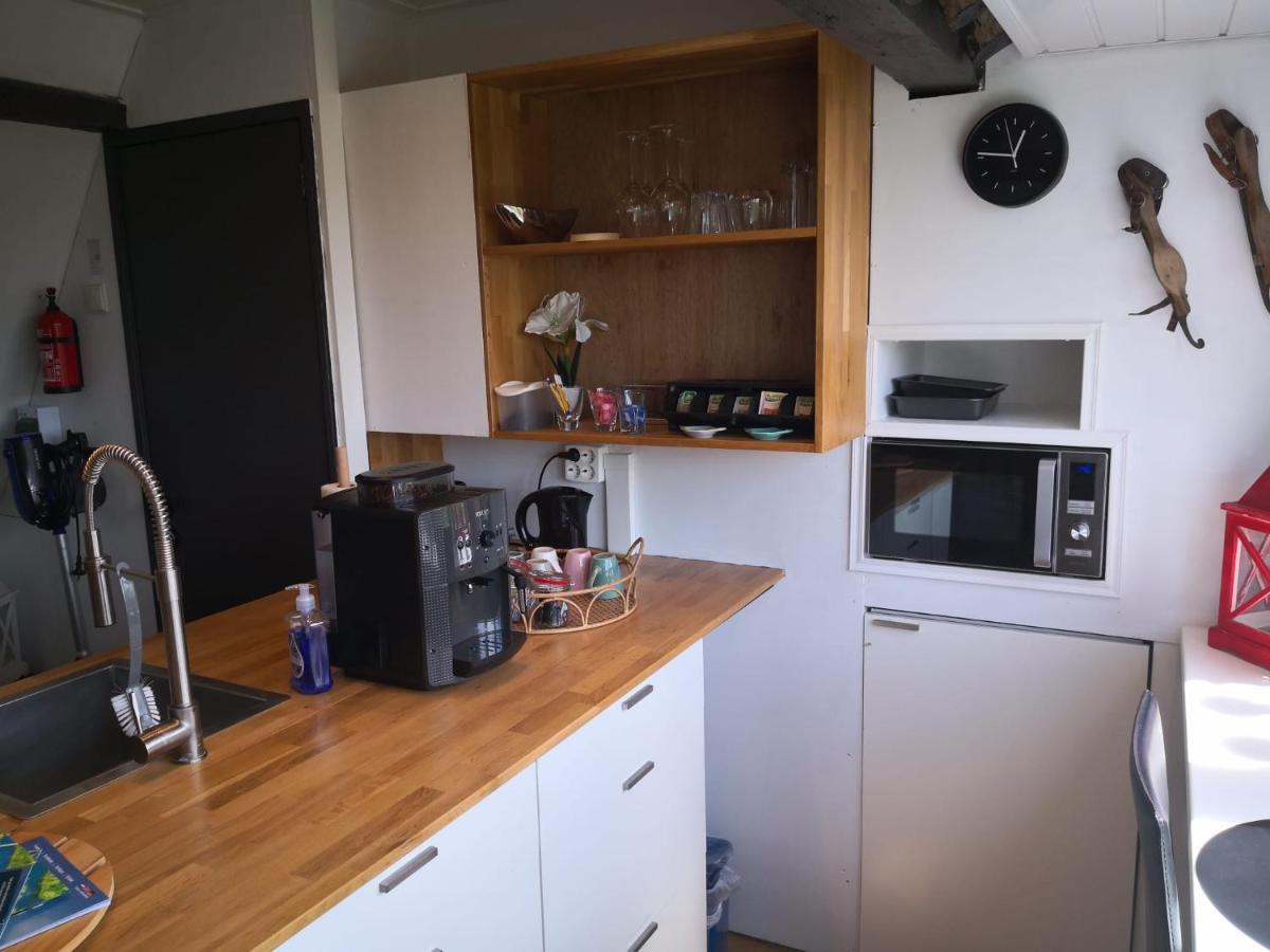 Bed and Breakfast Wittezwaan Harlingen Esterno foto
